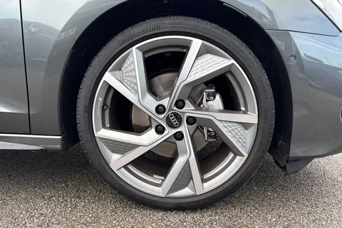 KM25HMC Audi A3 Black Edition 35 TFSI  150 PS S tronic Thumbnail #6