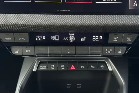 KM25HMC Audi A3 Black Edition 35 TFSI  150 PS S tronic Thumbnail #18