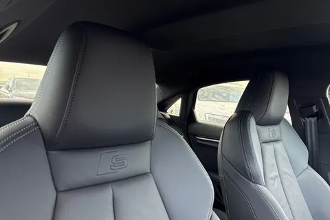 KM25HMC Audi A3 Black Edition 35 TFSI  150 PS S tronic Thumbnail #20