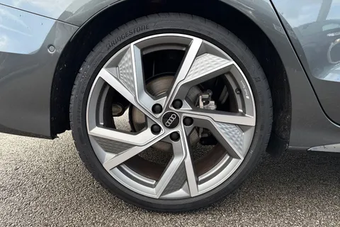 KM25HMC Audi A3 Black Edition 35 TFSI  150 PS S tronic Thumbnail #21