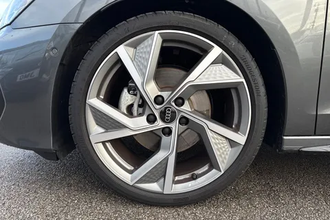 KM25HMC Audi A3 Black Edition 35 TFSI  150 PS S tronic Thumbnail #23