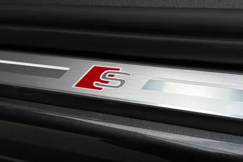 KM25HMC Audi A3 Black Edition 35 TFSI  150 PS S tronic Thumbnail #30