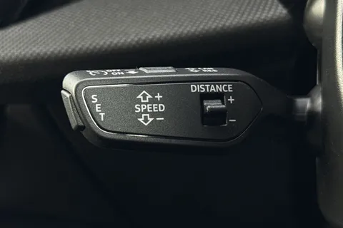 KM25HMC Audi A3 Black Edition 35 TFSI  150 PS S tronic Thumbnail #34