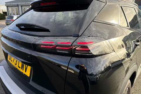 DC73LWV PEUGEOT 2008 1.2 PureTech GT EAT Euro 6 (s/s) 5dr Thumbnail #15