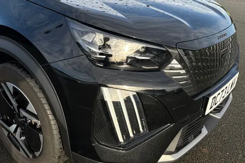 DC73LWV PEUGEOT 2008 1.2 PureTech GT EAT Euro 6 (s/s) 5dr Thumbnail #16