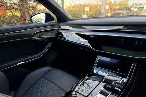 RK73LDD Audi S8 Black Edition TFSI 571 PS tiptronic Thumbnail #20