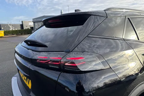 DC73LWV PEUGEOT 2008 1.2 PureTech GT EAT Euro 6 (s/s) 5dr Thumbnail #31