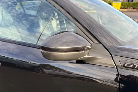 DC73LWV PEUGEOT 2008 1.2 PureTech GT EAT Euro 6 (s/s) 5dr Thumbnail #36