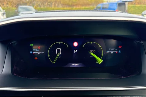 DC73LWV PEUGEOT 2008 1.2 PureTech GT EAT Euro 6 (s/s) 5dr Thumbnail #37