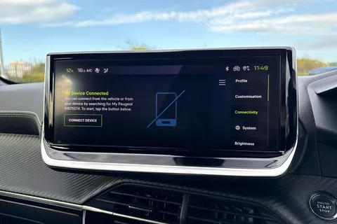 DC73LWV PEUGEOT 2008 1.2 PureTech GT EAT Euro 6 (s/s) 5dr Thumbnail #45