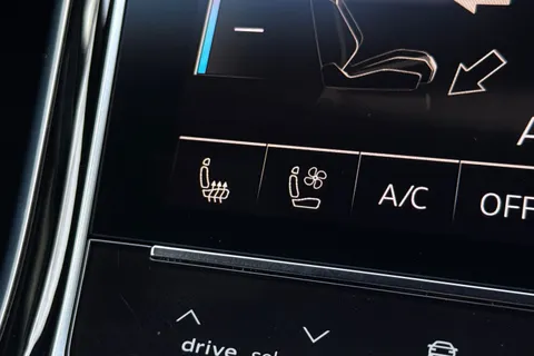 RK73LDD Audi S8 Black Edition TFSI 571 PS tiptronic Thumbnail #49