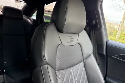 RK73LDD Audi S8 Black Edition TFSI 571 PS tiptronic Thumbnail #56