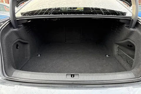 DA20EMF Audi A4 2.0 TFSI 35 S line S Tronic Euro 6 (s/s) 4dr Thumbnail #9