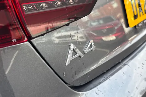 DA20EMF Audi A4 2.0 TFSI 35 S line S Tronic Euro 6 (s/s) 4dr Thumbnail #27