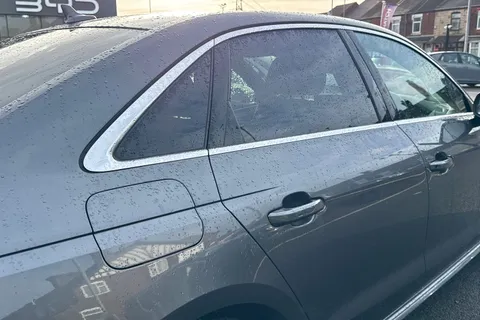 DA20EMF Audi A4 2.0 TFSI 35 S line S Tronic Euro 6 (s/s) 4dr Thumbnail #36