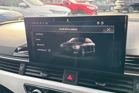 DA20EMF Audi A4 2.0 TFSI 35 S line S Tronic Euro 6 (s/s) 4dr Thumbnail #39