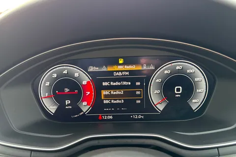 DA20EMF Audi A4 2.0 TFSI 35 S line S Tronic Euro 6 (s/s) 4dr Thumbnail #44