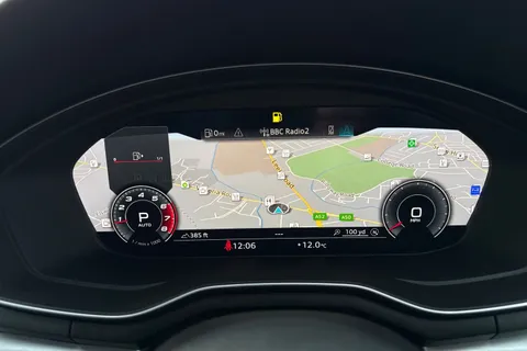 DA20EMF Audi A4 2.0 TFSI 35 S line S Tronic Euro 6 (s/s) 4dr Thumbnail #47