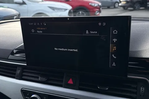 DA20EMF Audi A4 2.0 TFSI 35 S line S Tronic Euro 6 (s/s) 4dr Thumbnail #51