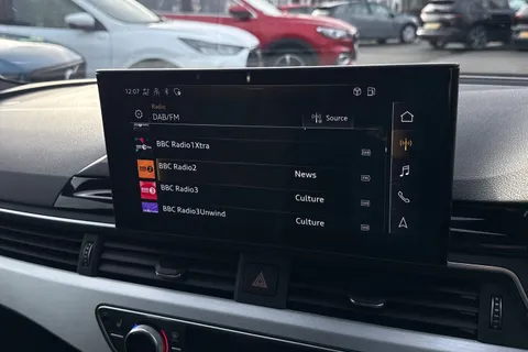 DA20EMF Audi A4 2.0 TFSI 35 S line S Tronic Euro 6 (s/s) 4dr Thumbnail #52