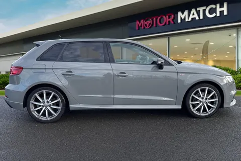 GX69XFY Audi A3 1.0 TFSI 30 Black Edition Sportback Euro 6 (s/s) 5dr Thumbnail #3