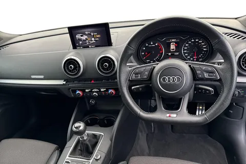 GX69XFY Audi A3 1.0 TFSI 30 Black Edition Sportback Euro 6 (s/s) 5dr Thumbnail #17