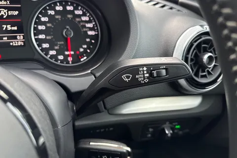 GX69XFY Audi A3 1.0 TFSI 30 Black Edition Sportback Euro 6 (s/s) 5dr Thumbnail #41