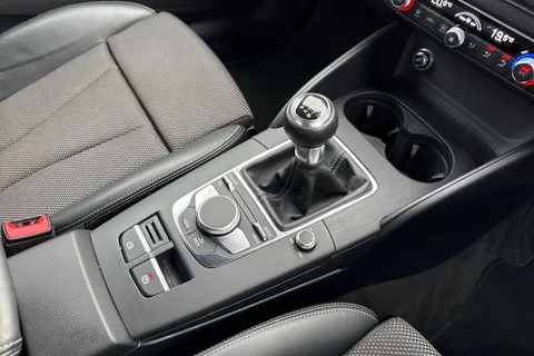 GX69XFY Audi A3 1.0 TFSI 30 Black Edition Sportback Euro 6 (s/s) 5dr Thumbnail #56