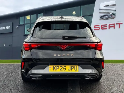 KP25JPU CUPRA Leon 1.5 eTSI 150 V1 5dr DSG Thumbnail #4