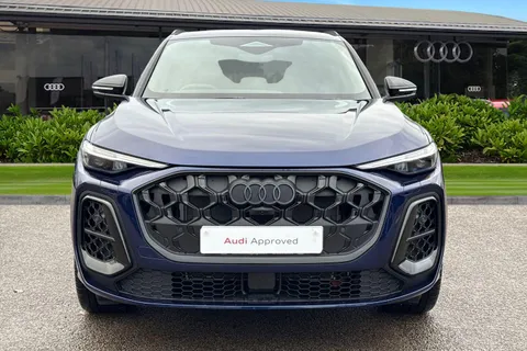 DF75PZD Audi Q5 2.0 TDI Edition 1 S Tronic quattro Euro 6 (s/s) 5dr Thumbnail #5