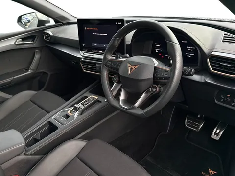 KP25JPU CUPRA Leon 1.5 eTSI 150 V1 5dr DSG Thumbnail #7