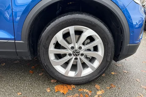 AP25FFA Volkswagen T-Roc 1.5 TSI Match 5dr DSG | Rear Camera | App Connect Thumbnail #9