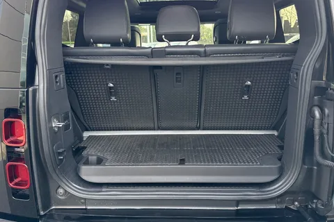 11 of 48 for Land Rover Defender 90 3.0 D300 X-Dynamic HSE 3dr