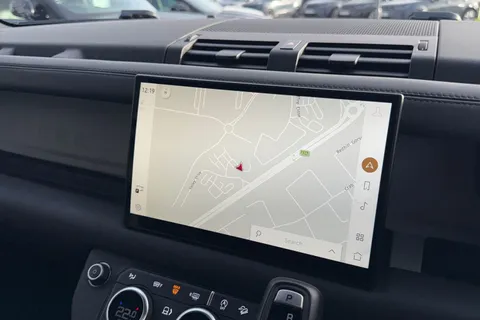 12 of 48 for Land Rover Defender 90 3.0 D300 X-Dynamic HSE 3dr