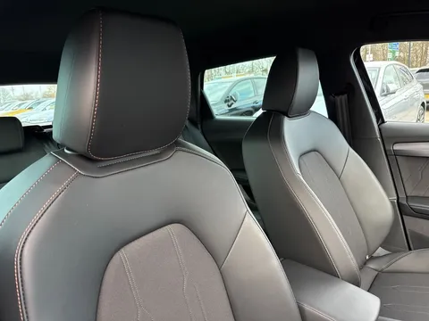 KP25JPU CUPRA Leon 1.5 eTSI 150 V1 5dr DSG Thumbnail #20