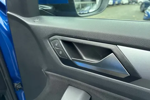 AP25FFA Volkswagen T-Roc 1.5 TSI Match 5dr DSG | Rear Camera | App Connect Thumbnail #20
