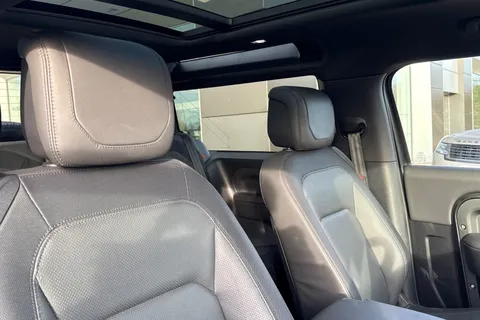 22 of 48 for Land Rover Defender 90 3.0 D300 X-Dynamic HSE 3dr