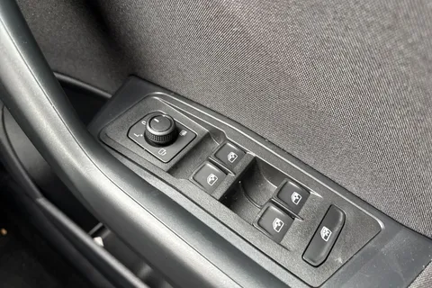 AP25FFA Volkswagen T-Roc 1.5 TSI Match 5dr DSG | Rear Camera | App Connect Thumbnail #24