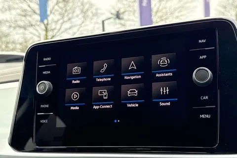 AP25FFA Volkswagen T-Roc 1.5 TSI Match 5dr DSG | Rear Camera | App Connect Thumbnail #26