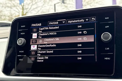 AP25FFA Volkswagen T-Roc 1.5 TSI Match 5dr DSG | Rear Camera | App Connect Thumbnail #27