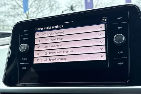AP25FFA Volkswagen T-Roc 1.5 TSI Match 5dr DSG | Rear Camera | App Connect Thumbnail #29