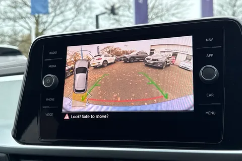 AP25FFA Volkswagen T-Roc 1.5 TSI Match 5dr DSG | Rear Camera | App Connect Thumbnail #31