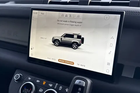 37 of 48 for Land Rover Defender 90 3.0 D300 X-Dynamic HSE 3dr