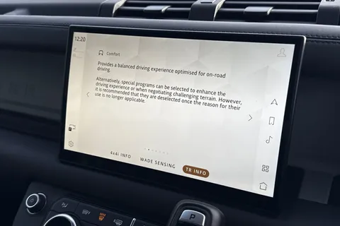 38 of 48 for Land Rover Defender 90 3.0 D300 X-Dynamic HSE 3dr