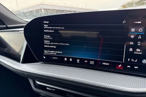 DF75PZD Audi Q5 2.0 TDI Edition 1 S Tronic quattro Euro 6 (s/s) 5dr Thumbnail #42