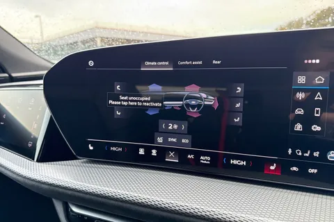 DF75PZD Audi Q5 2.0 TDI Edition 1 S Tronic quattro Euro 6 (s/s) 5dr Thumbnail #51