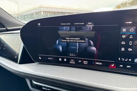 DF75PZD Audi Q5 2.0 TDI Edition 1 S Tronic quattro Euro 6 (s/s) 5dr Thumbnail #53