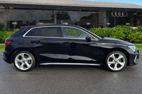 DA72KPV Audi A3 S line 35 TFSI 150 PS S tronic Thumbnail #3