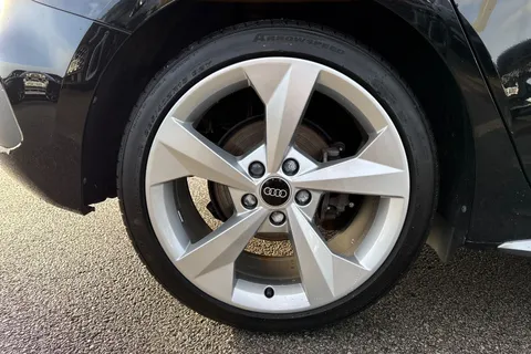 DA72KPV Audi A3 S line 35 TFSI 150 PS S tronic Thumbnail #13