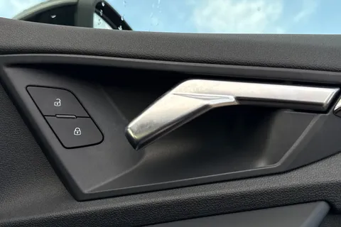 DA72KPV Audi A3 S line 35 TFSI 150 PS S tronic Thumbnail #31